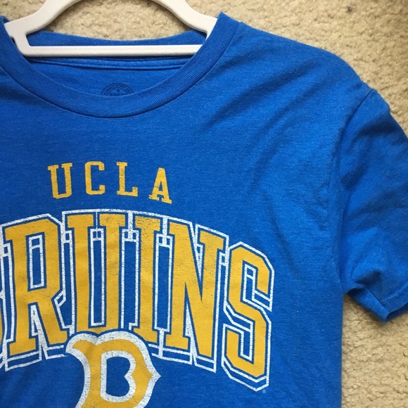 UCLA Bruins T-Shirt - Picture 2 of 6